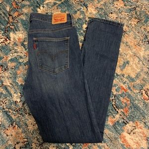 Levi’s slimming skinny